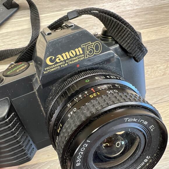 VTG Canon T50 SLR Film Camera 28mm Lens Manual Focus - JL457 - Picture 1 of 6